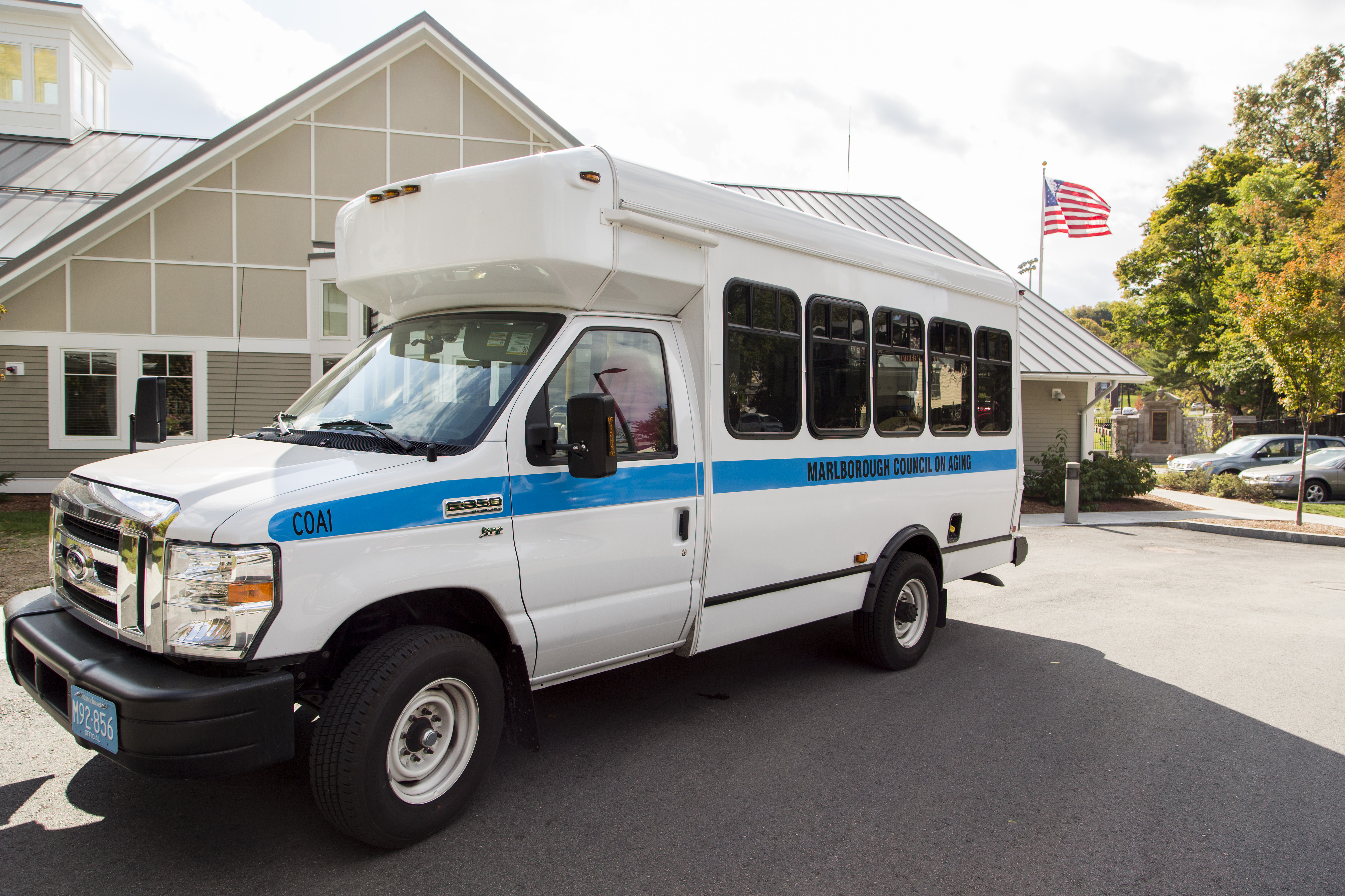 MArlTaiChi001 Shuttle bus