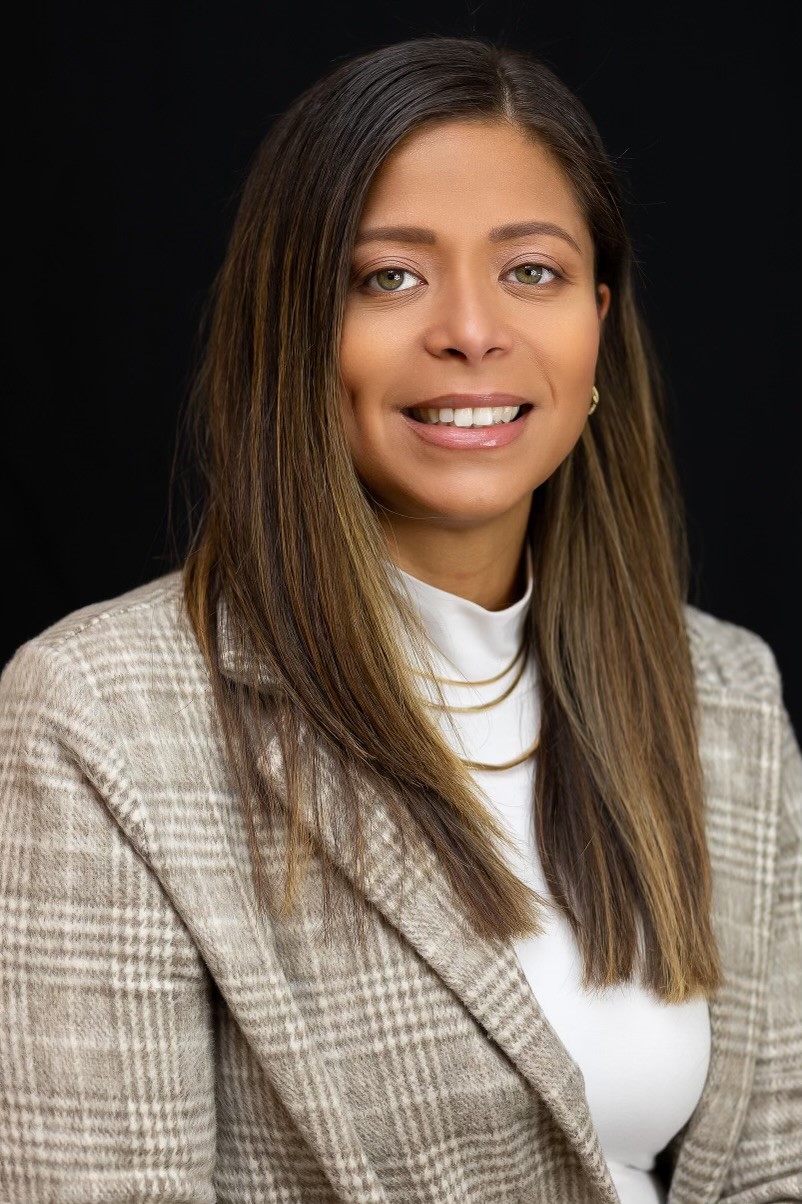 Headshot of Lindsay Diaz, one of the speakers for the Equity in Clean Energy, Equitable Community Engagement webinar series.