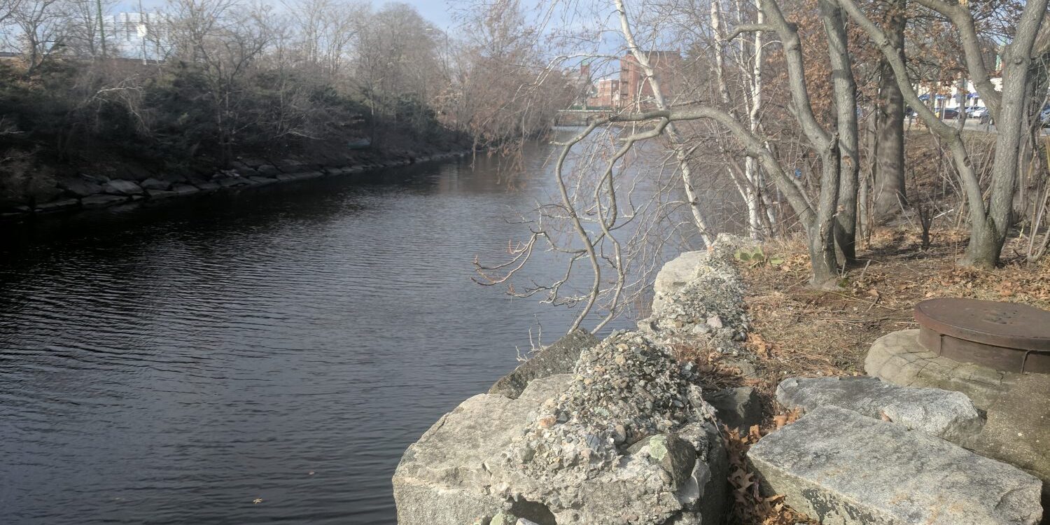 IMG_20181206_113445 River in Medford