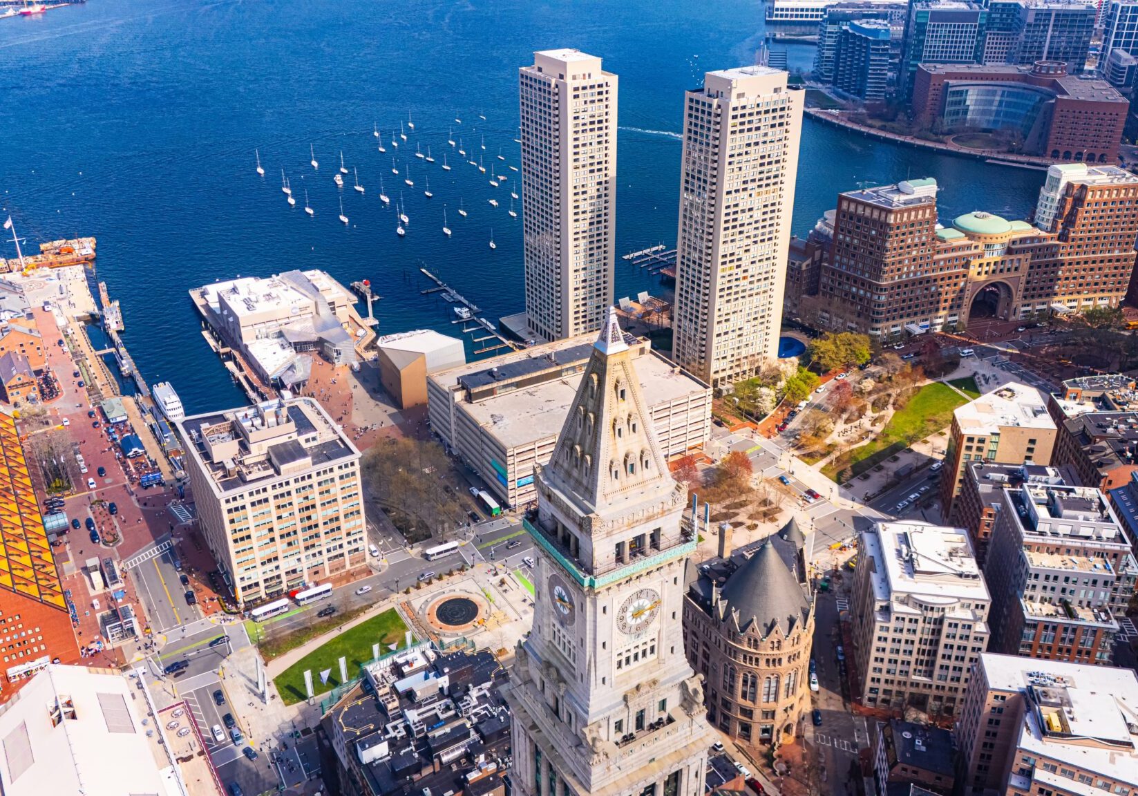 Two,Similar,Harbor,Towers,In,Boston,,Massachusetts,,Usa.,City,Tallest